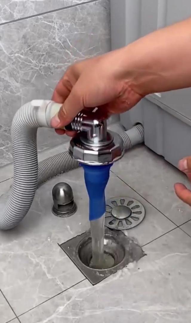 洗衣机放阳台好还是卫生间好?听完业主和师傅的建议,我有了答案