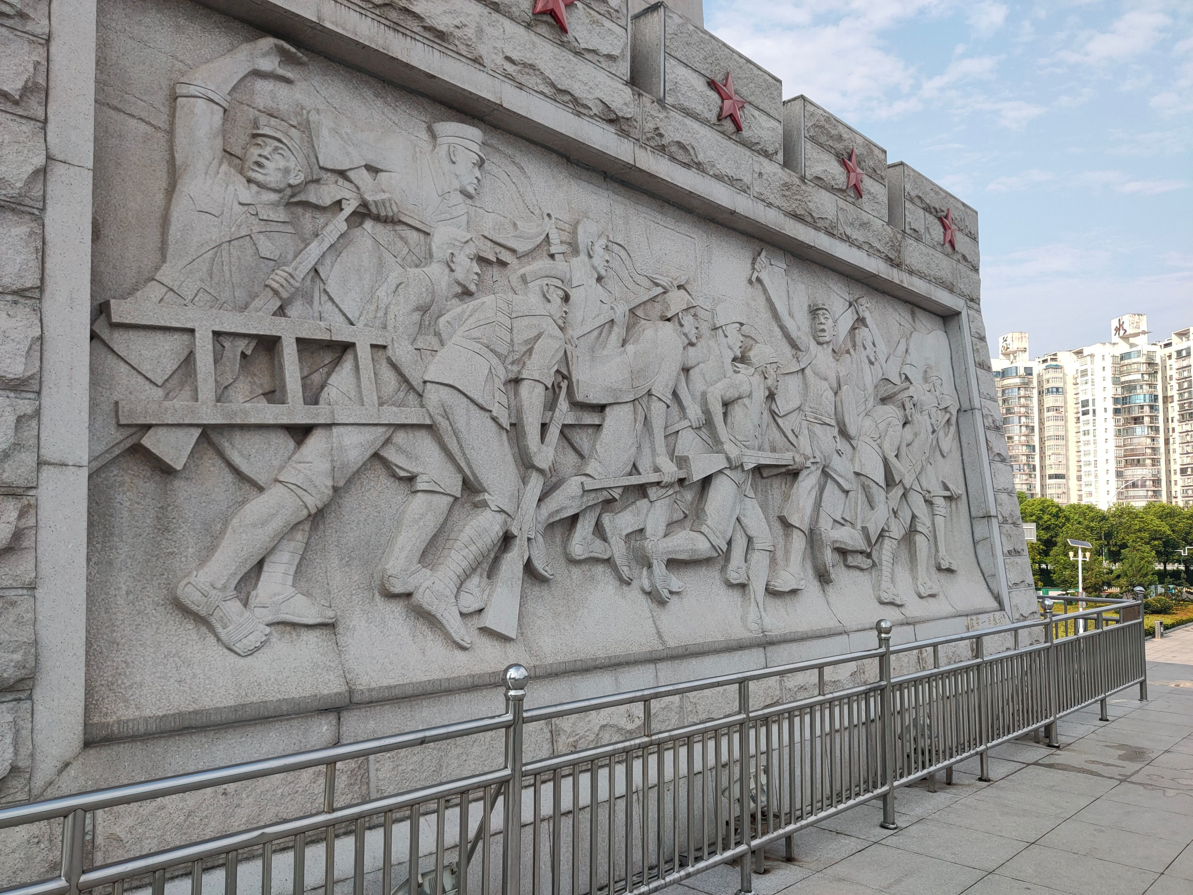 森林公园|8.1-8.9赣湘鲁万字百图非严肃旅行攻略——随便走走、看看、吃吃