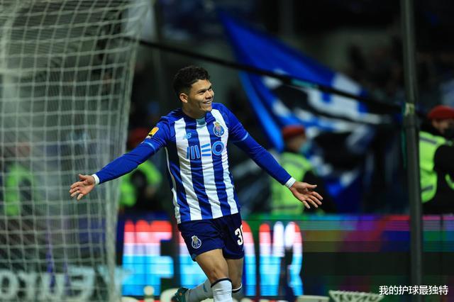 波尔图|4-2，赛季双杀！欧冠出局后，他们三线狂奔，夺冠概率接近90%
