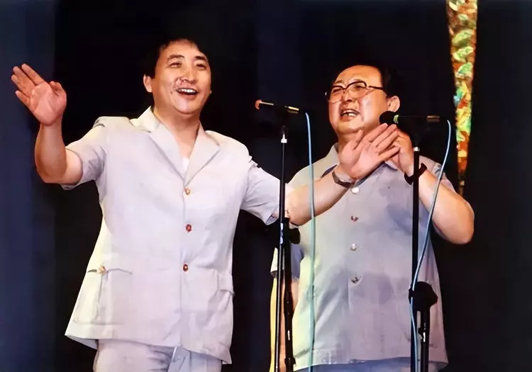 唐杰忠|相声名家唐杰忠：晚年丧子，患双癌离世，一对儿女为遗产对簿公堂