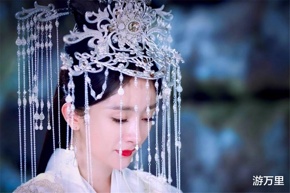 凤九|《三生三世》同样是嫁入天宫，白浅的地位其实远不如白凤九