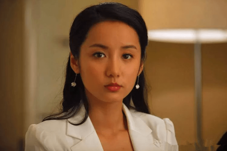 安以轩|曾是胡歌的梦中情人,与唐嫣安以轩亲如姐妹,如今依旧不温不火