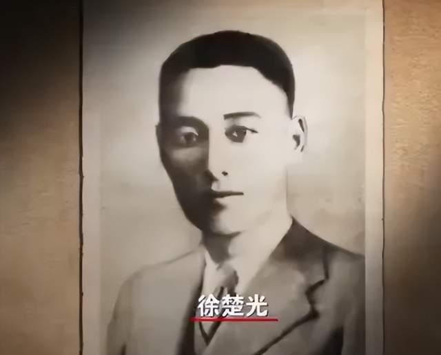 83年一汉奸身份曝光,妻子回忆:难怪当年穿得阔绰,却悄悄吃馒头