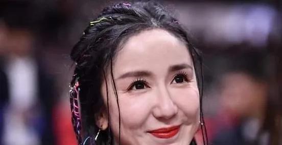 木乃伊|不是“僵尸脸”就是“木乃伊身材”，5位明星畸形审美实在看不懂