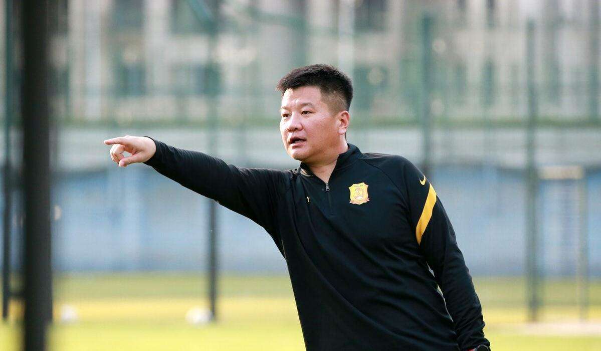 董学升|董学升新赛季有望在武汉队爆发，曾被寄予厚望，未来值得期待