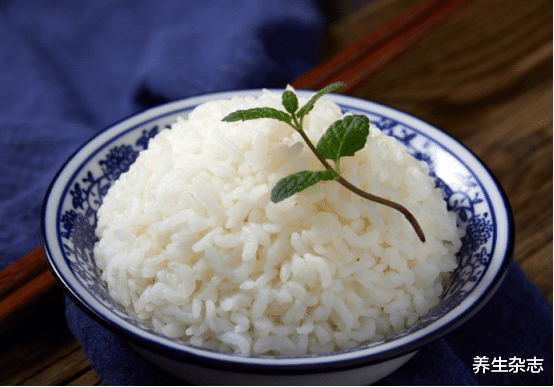 |卫生组织呼吁：停止饮用“1水”，或是糖尿病“加速器”，趁早少喝