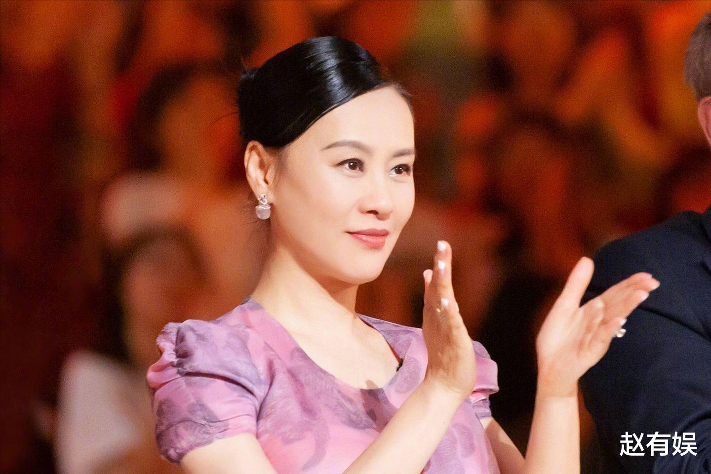 邬君梅|曾做过保姆的知名女星，29岁成奥斯卡终身评委，30岁嫁二婚秃头男