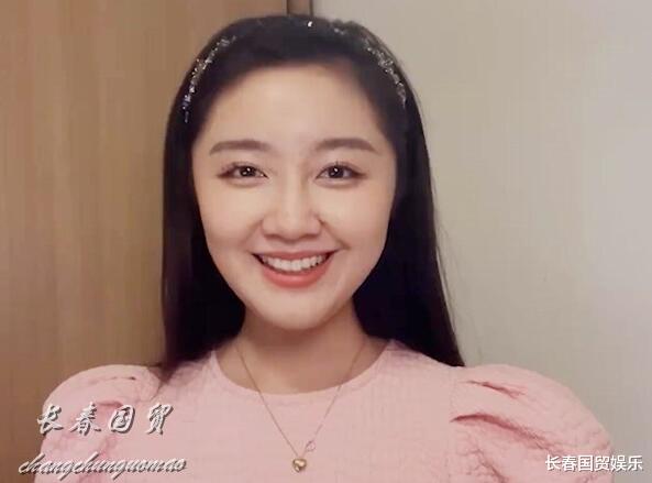 点读机|还记得那个点读机女孩吗？21岁近照曝光，笑容甜美落落大方颜值高