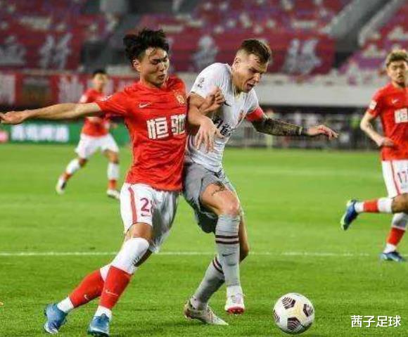 中超|郑智看好他！19岁中超小将：郑导一直鼓励我，有机会一定出国