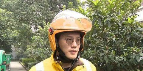 女子瘫痪在床多年每天靠点外卖,100多名外卖小哥轮岗照顾