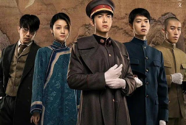 星落凝成糖|暑假档好剧众多：《沉香如屑》《星落凝成糖》《玉骨遥》备受期待