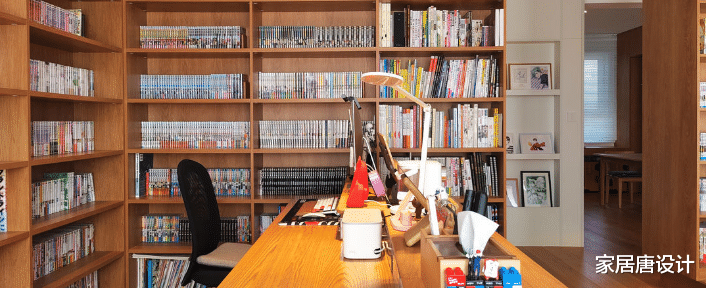漫画爱好者的家，满足收纳需求，同时兼顾工作和生活