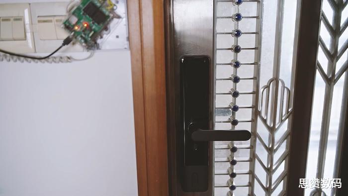 小米科技|小米智能门锁E测评，可能是最具性价比的入门级智能门锁