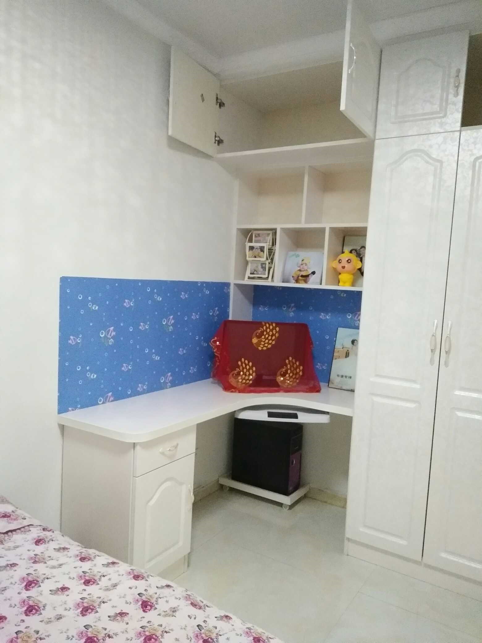 裸婚5年终于买房,晒晒6w装修的90平小窝!超喜欢客厅七彩镭射灯