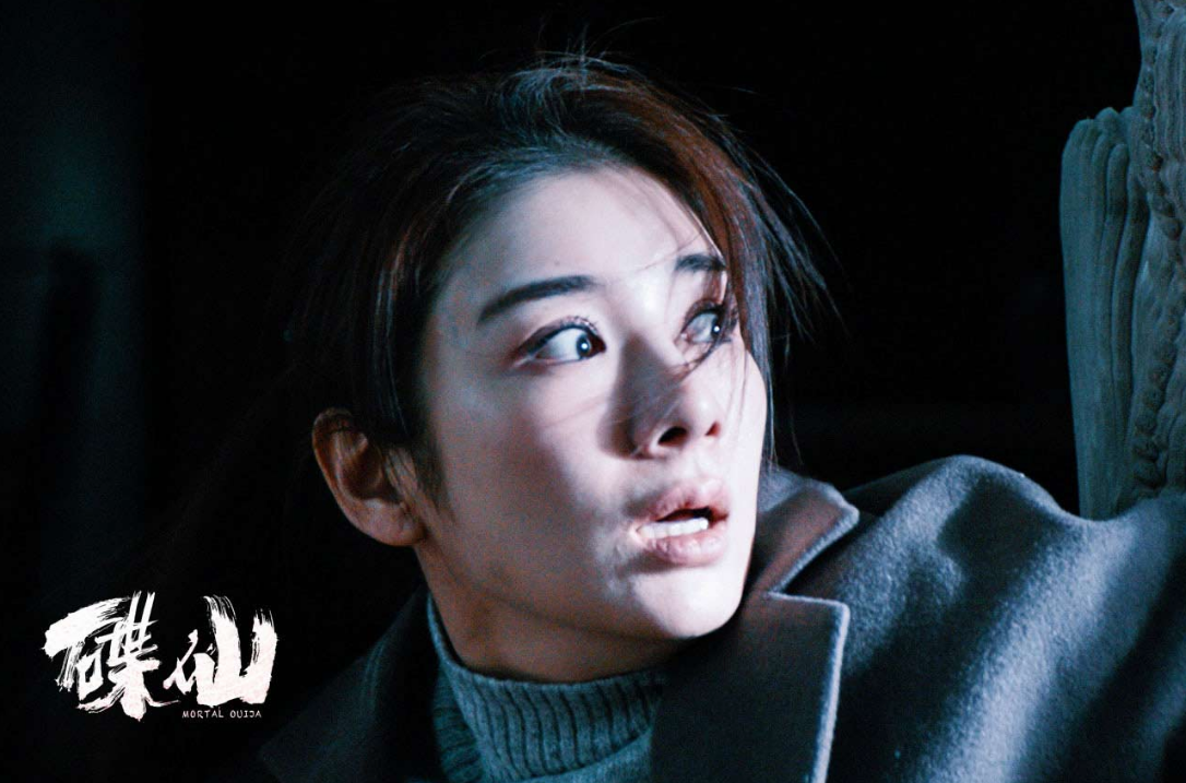 黄奕|2次失败的婚姻，事业尽毁的黄奕，她的原生家庭都经历了什么？