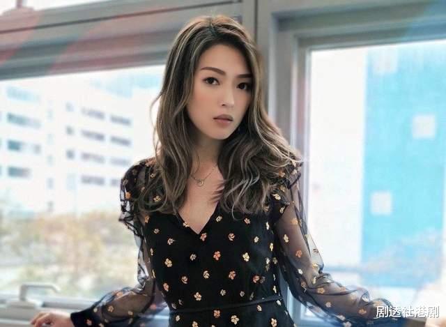 陈家乐|恭喜！香港知名长腿女神与未婚夫开启同居试婚生活，随时准备注册结婚