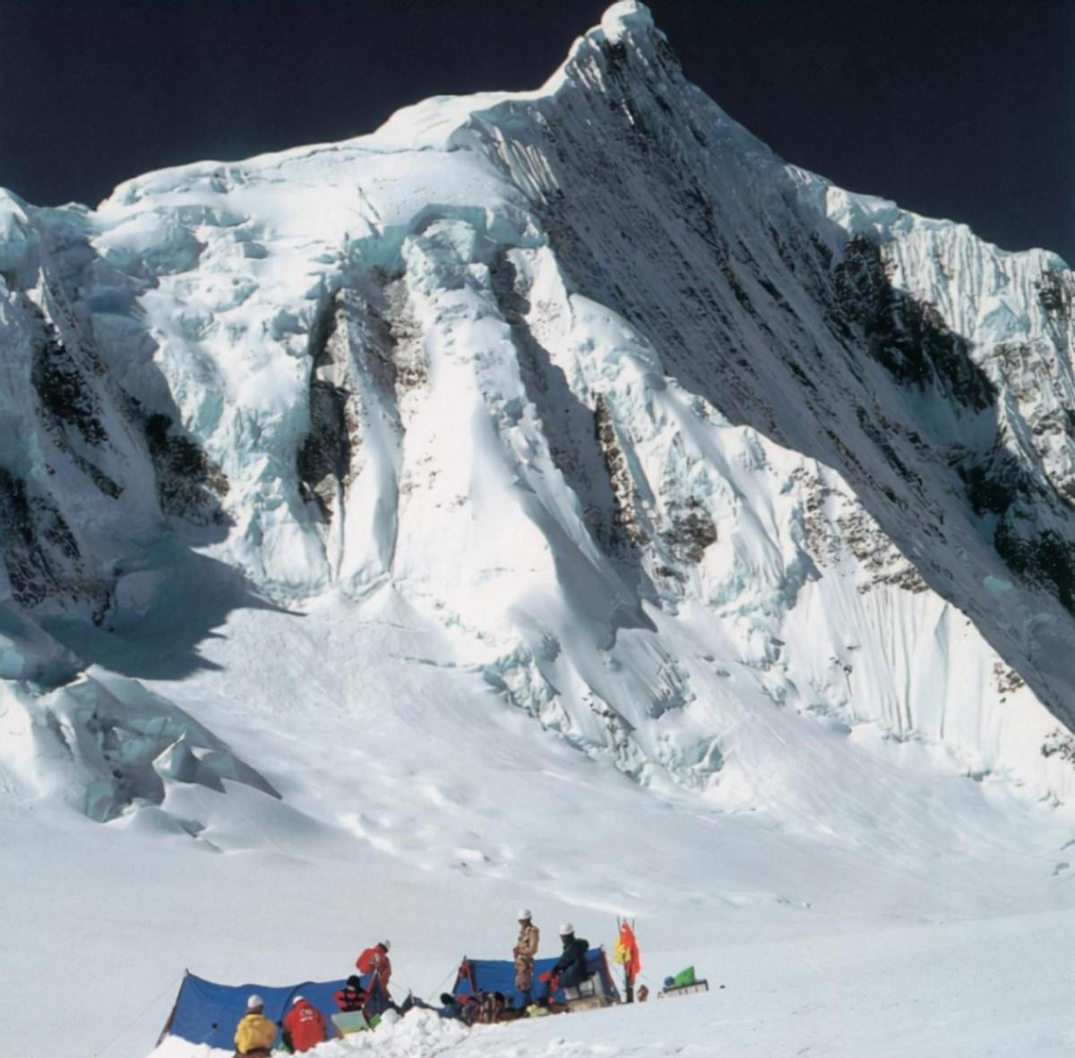 17名登山人员遇难,7年后发现日记,遇难者临死前的经历充满诡异