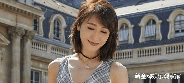 黎姿 50岁黎姿巴黎拍美照，生三个娃后暴瘦见骨，为了少女感过度减肥？