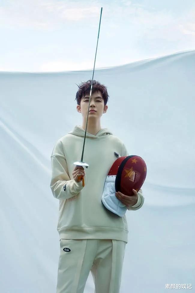 阿拉蕾|阿拉蕾新年近照:很像林妙可,退出娱乐圈与董力断联终成普通人