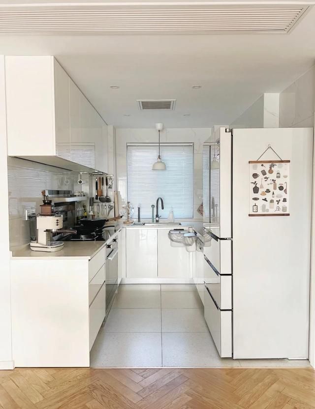 上海小夫妻的婚房意外“火了”,装修一塌糊涂,每个功能区都踩坑