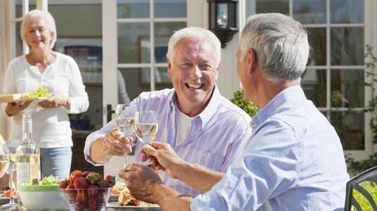 发型 为什么吃饭要吃“七分饱”?研究发现:不仅能减肥,还可抗衰老