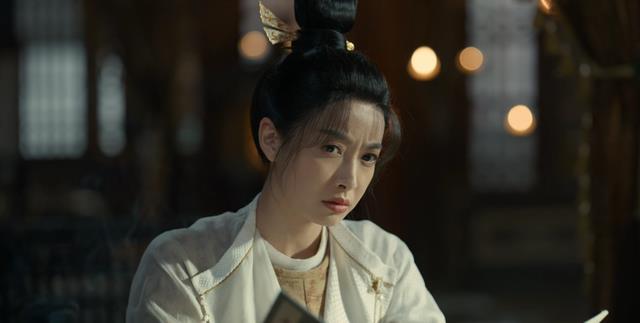 王一博|王一博新剧逆袭成黑马，开播1天，全网热度第一，连追6集收不住啦