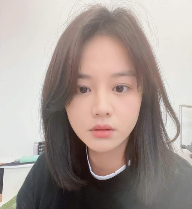 孙怡|星二代,万人心中单纯女神,34岁官宣恋情,男方晒裸上身照太辣眼