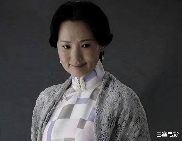 刘涛|宋美龄、宋庆龄别硬演，刘涛版太端着争议最大，有人像从照片走出