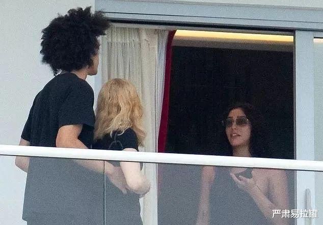 麦当娜|官宣分手！母子恋告吹，她比萧亚轩还会玩？