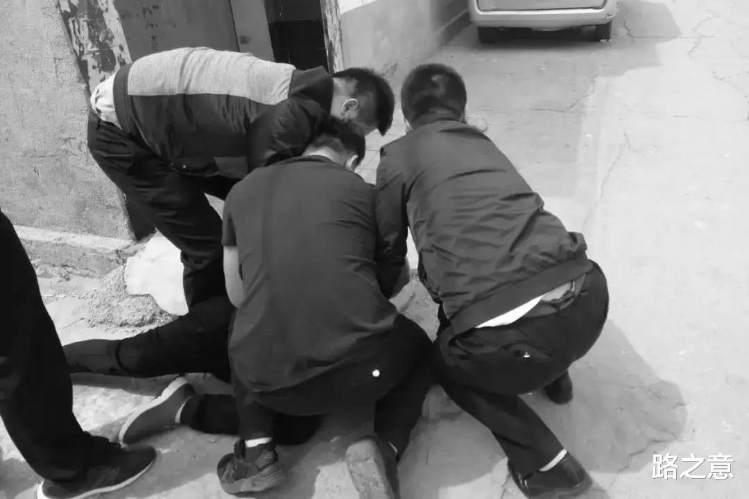 富豪向穷哥们要1500元回扣,竟招来灭门之祸!2002年湖南灭门惨案
