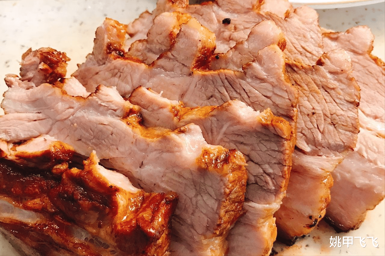 美容 女友太美怕别人抢, 小伙把校花老婆养成330斤, 不能生娃遭婆婆嫌弃