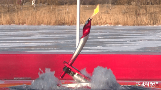 |竟然不灭！冬奥会火炬水下传递，机器人咋做的，用了什么黑科技？