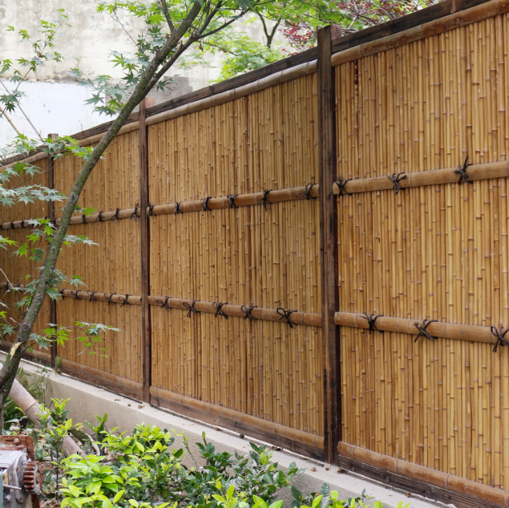 相比实心砖,院墙我愿意这样围起来,到处透着自然味道,颜值很高