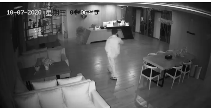 重庆江津,男子深夜潜入酒店偷窥他人隐私,结果翻窗时不慎坠亡