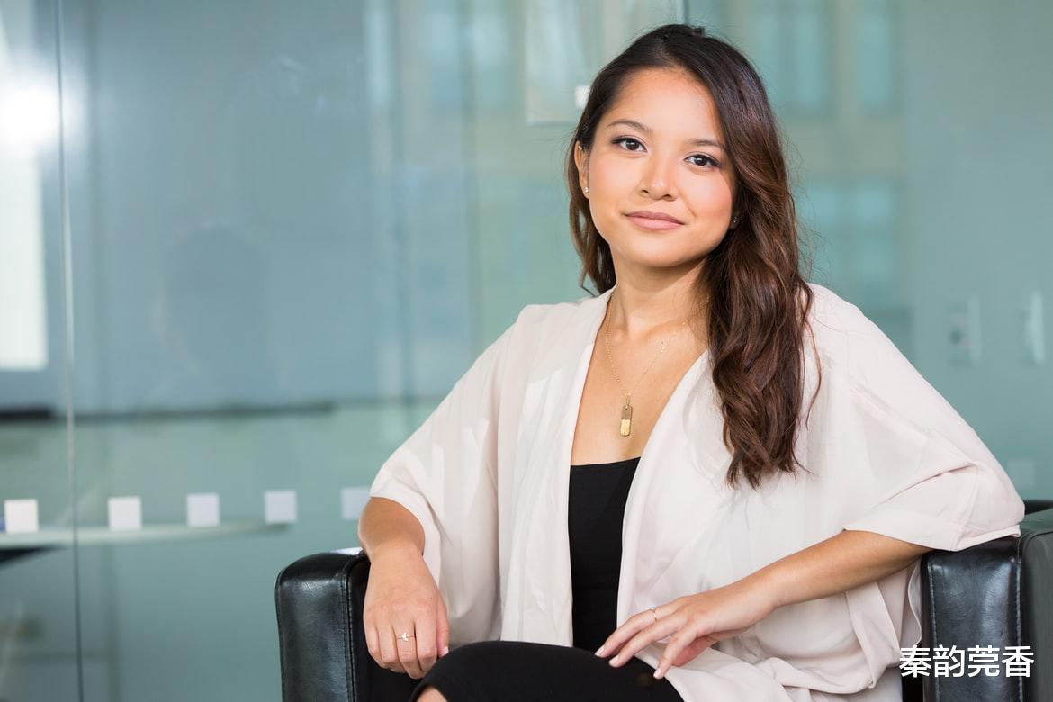 白领|紫领是什么意思？拥有蓝领技艺和白领智慧，能成为主流职业群体？