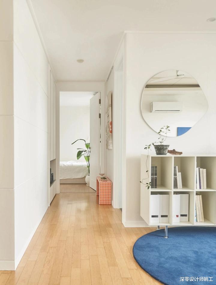 98㎡三室两厅住着小夫妻俩,经典的蓝白配色,温润清爽空间无比治愈