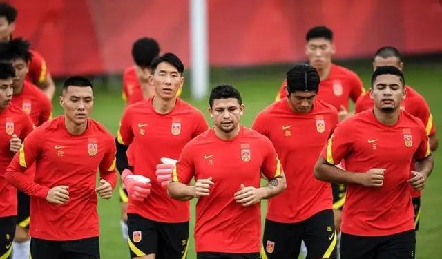 广州队|男足的高薪水，是谁给得，那么为什么会拥有这么高的薪水？