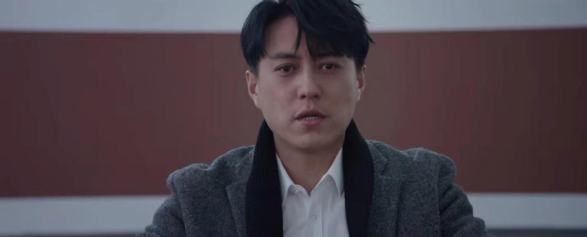 林深见鹿|首播6集好评不断,《林深见鹿》一亮相,“靳东定律”又被验证了