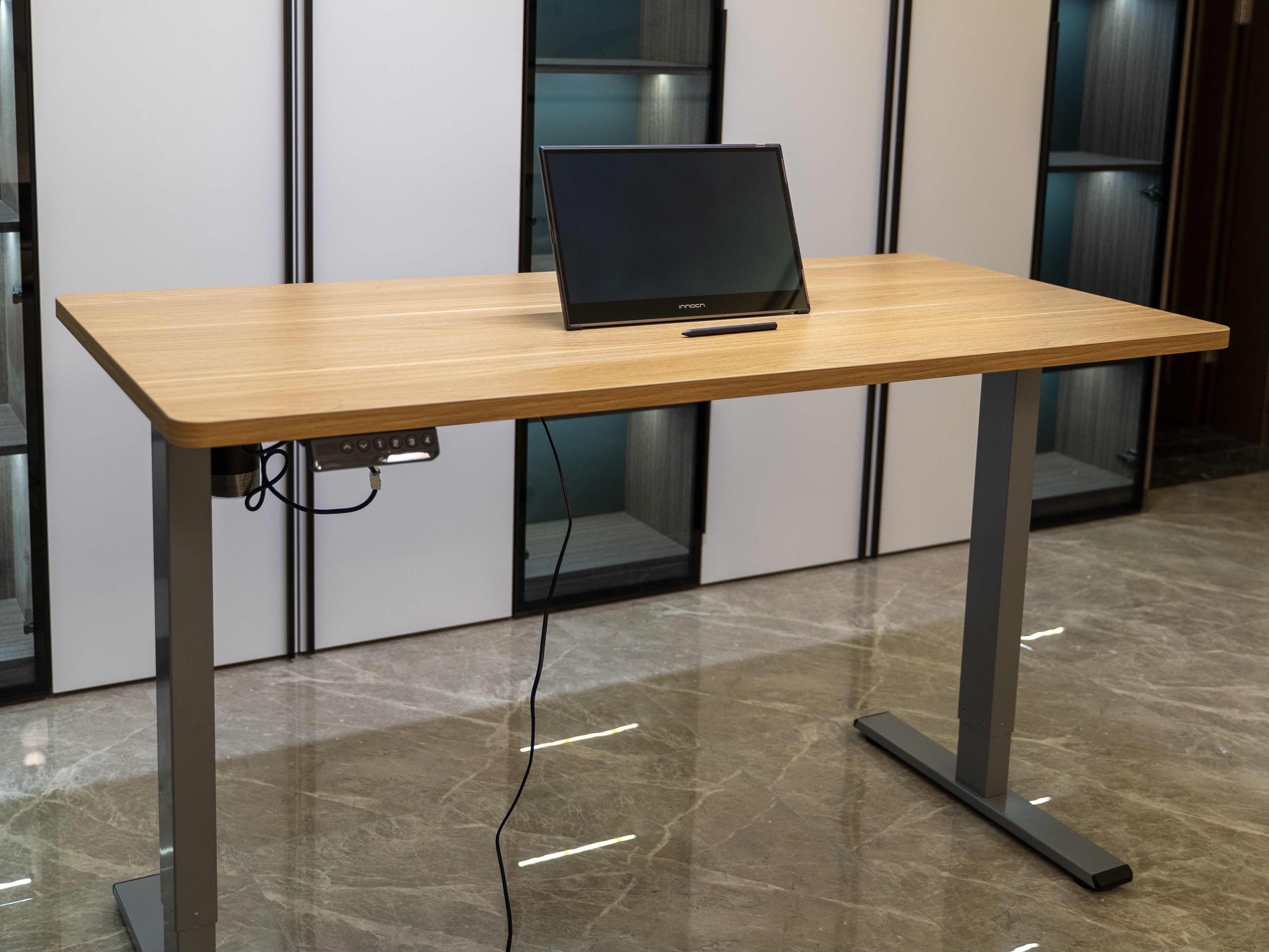 第一套精装房到手,第一件家居我自己买了台FS升降桌