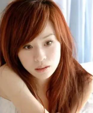 王心凌|40岁王心凌近晒性感照片,被指脸僵似充气娃娃,网友:整残了