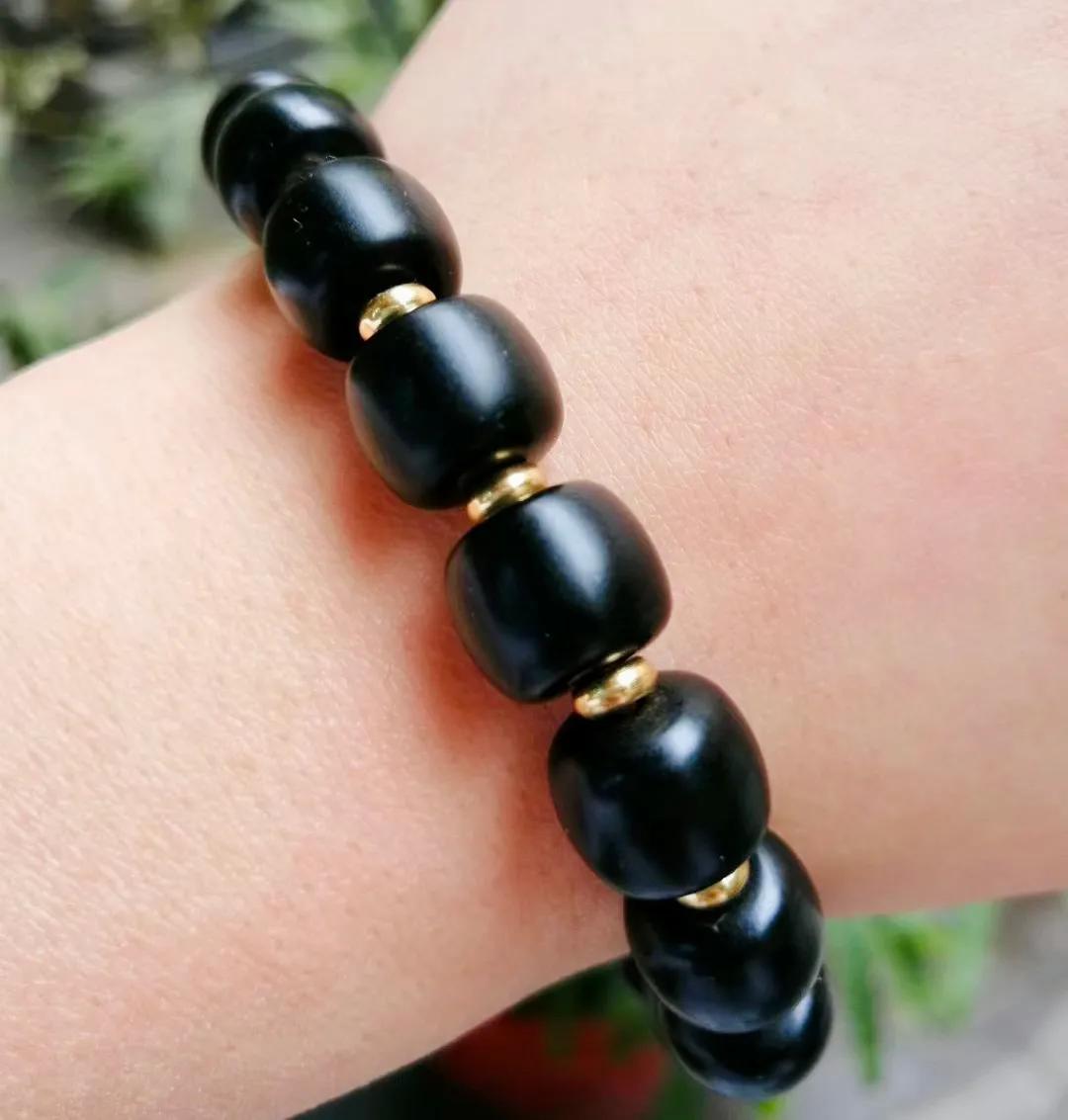 |和田玉手串常见珠型盘点！哪个是您的心头好？