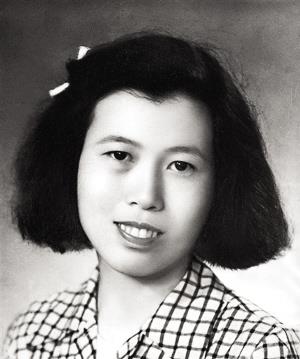 冯小刚|冯小刚的姐姐冯小军：为弟弟放弃自己的人生，背后的辛酸谁懂