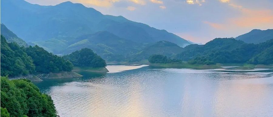 原始森林|在原始森林中穿行,这条华东网红公路,越野自驾爱好者的理想路线