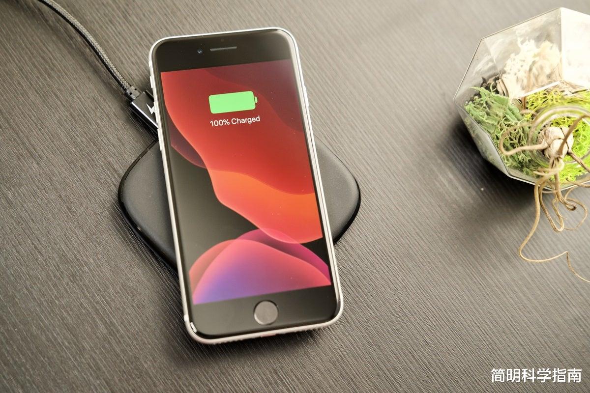 iPhoneSE|“便宜货”iPhone SE3将于3月8日发布，比iPhone 13差在哪里？