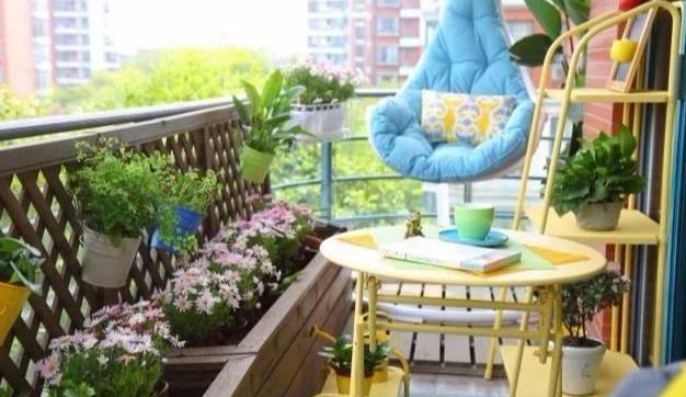 阳台只晒衣服?那是一文不值,这样改造还能多出一房,可值千金