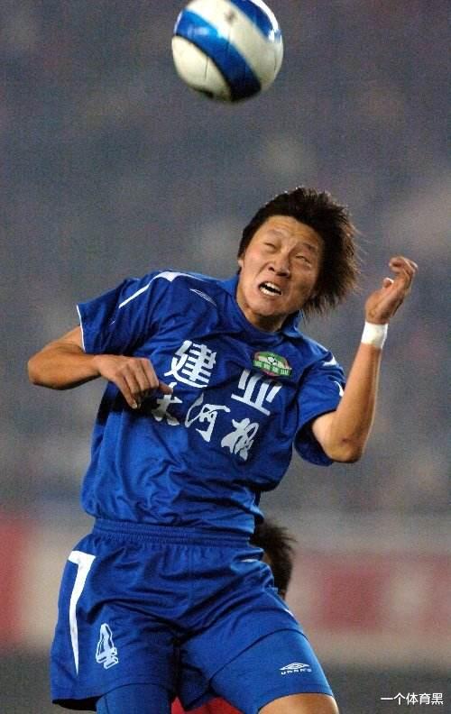 卡米拉·瓦利耶娃|赵鹏为什么能踢中卫？13年前河南建业差点夺冠，赵鹏顺利成为国脚
