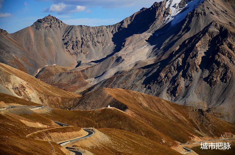 独库公路|新疆独库公路：再这样下去，我不敢以“最美公路”自居了