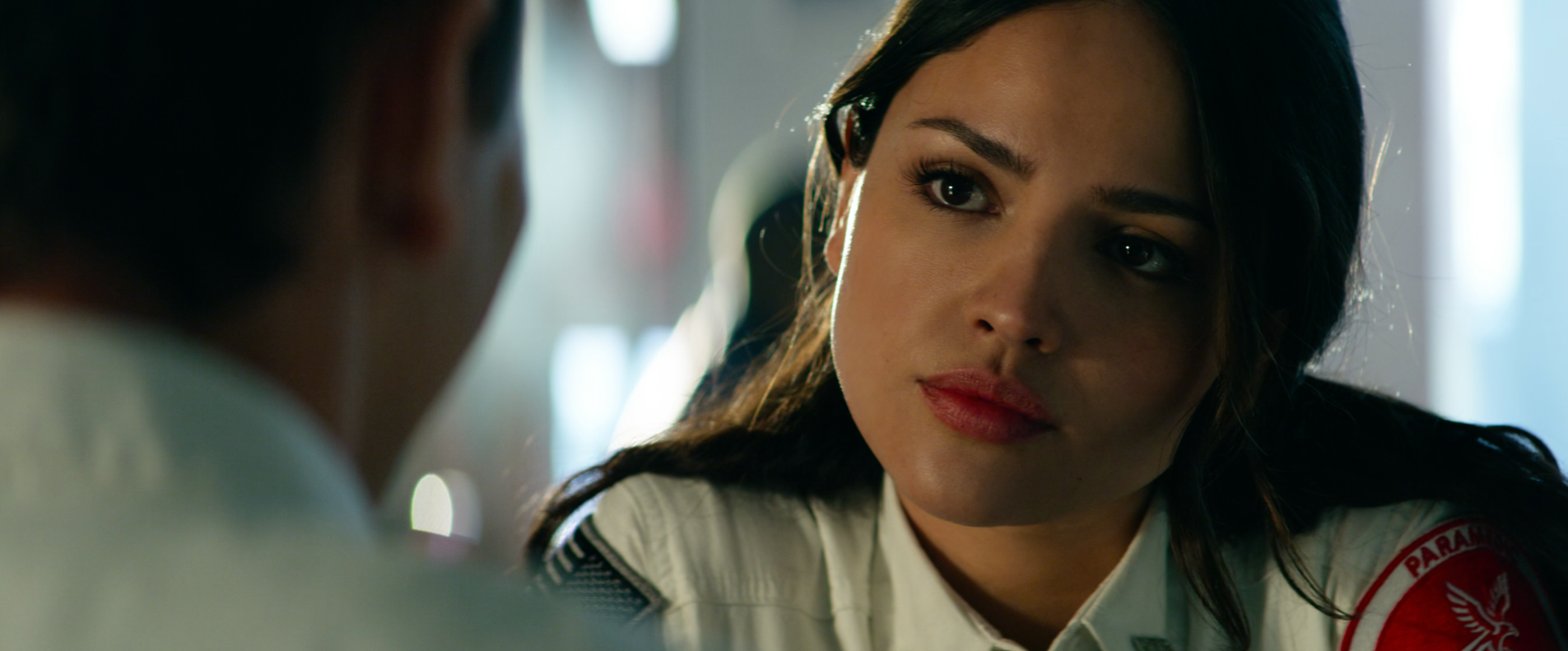 迈克尔·贝|年度R级动作爽片，耗资2.5亿，内地版仅删减一分钟，全程火爆刺激