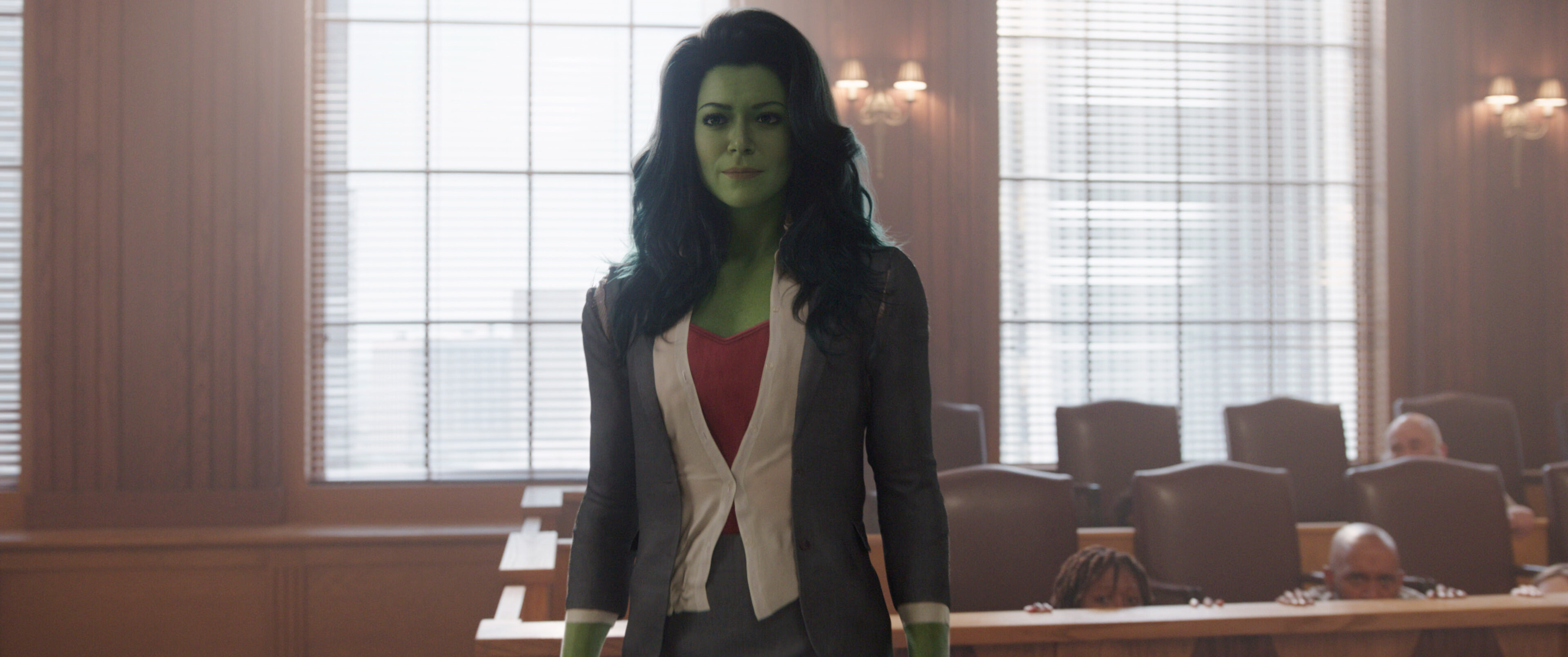 双重身份|《女浩克》:女主角双重身份来回切换,幽默诙谐又带有深意