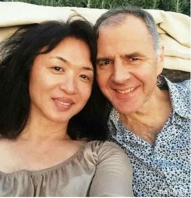 金星|金星领养的3个孤儿，没有血缘关系的5口之家，风光背后有泪水